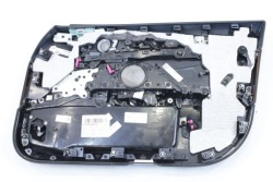обивка дверные карты передний левый BMW G16 F93 M8