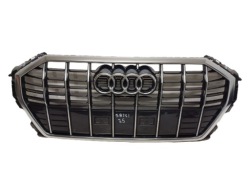 Audi Q3 18- решетка радиатора 83A853651E