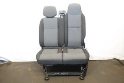 кресло пассажира nissan NV400
