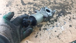 TOYOTA Auris I 2.0 D4D клапан EGR
