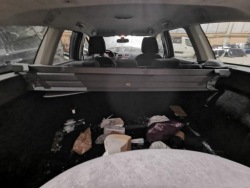 FORD Focus петля передних Двери - Передний 2005 2.0л