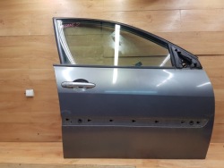 дверь передняя правая renault MEGANE II Комплектная
