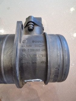 Audi OE 074906461B Расходомер