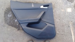 seat ARONA дверные карты левый задний 6F0867133