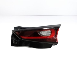 mazda 5 05r. задний правый фонарь C23551150