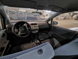 Honda JAZZ петля передних Двери - Передний 2005 1.3л