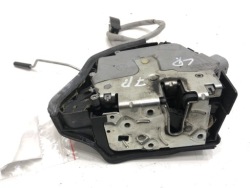 замок двери левый перед BMW E53 suv 8402537 00-06