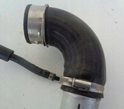 mercedes-benz oe A6420908137 патрубок радиатора Воздух
