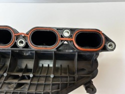 TOYOTA 1.8 коллектор Впускный ДРОССЕЛЬНАЯ ЗАСЛОНКА 17120-OT050