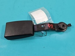 защелка ремень безопасности правый перед opel Combo d 735479583