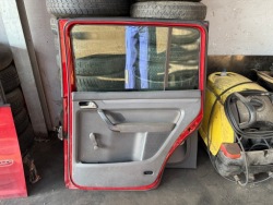 дверные карты обивка задний правый vw TOURAN 03-07