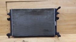 volkswagen oe 5Q0121251GB радиатор охлаждения