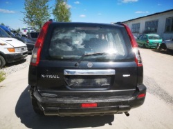nissan X-TRAIL блок предохранителей 2001 2.2л