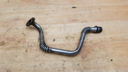 патрубок трубка Масло nissan PRIMERA P12 1.9
