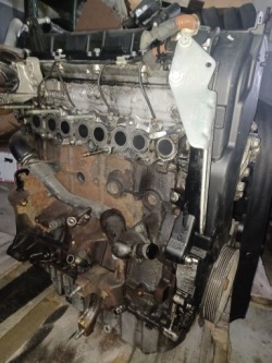 двигатель без навесного renault MEGANE II SCENIC 1.9 F9A 120KM