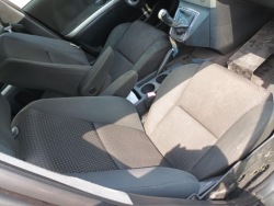 правый кресло TOYOTA COROLLA VERSO 2007 год