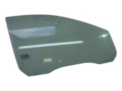 стекло правое передняя FORD Focus MK2 HB 2005