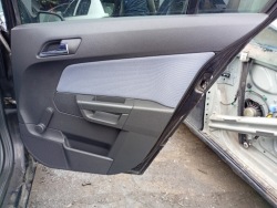 opel Astra H 04-10 обивка левый бочки карта дверная задняя зад