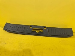 FORD Fiesta MK7 - защита ремня заднего 8A61-B40352-AG