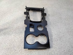 защита корпус консоль средняя верхняя renault KADJAR 969127057R
