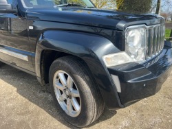CHEROKEE LIBERTY KK 2.8 комплект перед оригинал хорошее состояние