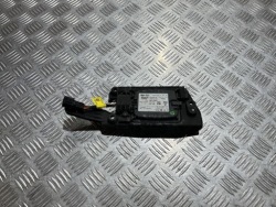 kia STONIC Датчик левый зад 17-24