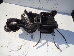 радиатор отопителя 7H1819005AM vw transporter T5 2.5 tdi