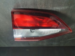 фонарь левый opel ASTRA K универсал в крышке багажника