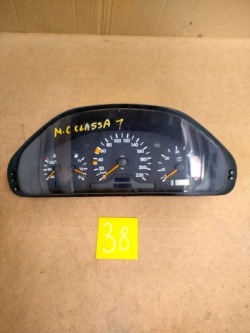 спидометр MERCEDES C класс W202 2024401011