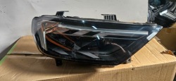 фара правая Audi 82A941034D