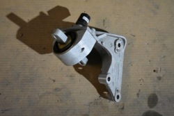 подушка лапа кронштейн PORSCHE TAYCAN 1