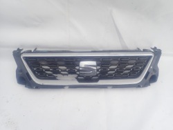 seat Leon III 5F рестайлинг 16- решетка радиатора
