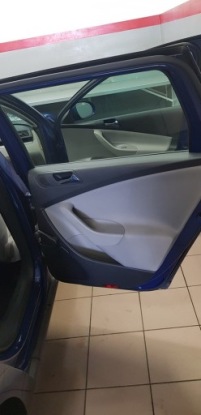 vw PASSAT B6 дверные карты зад
