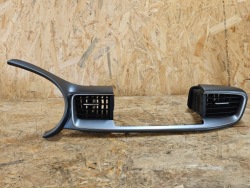 воздухозаборник жалюзи потока воздуха средний kia CEED III 17-24 европа