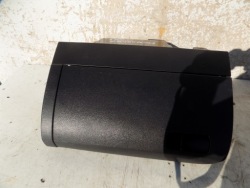 vw POLO 6R бардачок пассажира 6R1857097