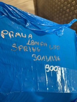фара led правый передний передняя 21-23R 266008993R Dacia SPRING
