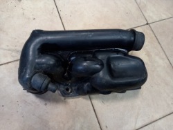 труба Воздух Audi A2 (8Z0) 036133354 1.4л бензин 55kW 2000