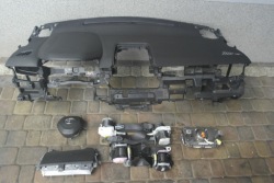 Hyundai TUCSON II подушки безопасности ремни торпеда консоль полка ремень