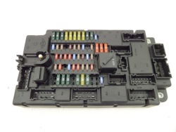 2011 MINI ONE - COOPER CLUBMAN R55 блок предохранителей 3456908