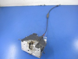 opel CORSA d 5D замок левый 13258271 6PIN