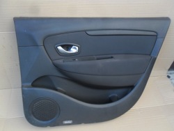 дверные карты правый передний renault SCENIC III европа