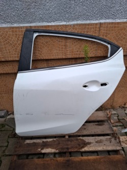 mazda 3 BM 2013 - 2018 дверь задняя левая HB хэтчбек