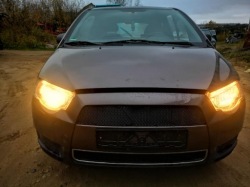 mitsubishi Colt петля передних Двери - Передний 2011 1.3л