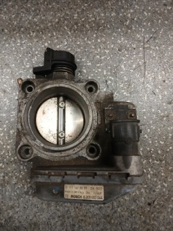 ДРОССЕЛЬНАЯ ЗАСЛОНКА MERCEDES W208 A1111410025