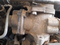 Audi A4 клапан EGR 2009 2.0л