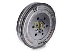 пробел 415 0552 10 двухмассовый маховик E90 E91 E60 X3 318D 320D