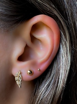 Złote kolczyki 585 LISTKI Z CYRKONIAMI - miniatura 2