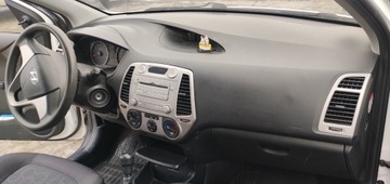 Hyundai i20 1 2010 год панель приборная подушка безопасности панели, фото