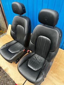 Sitzauflage Schwarz Kunstleder passend für Maserati Ghibli 3 OT406