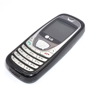 Телефон LG B2050